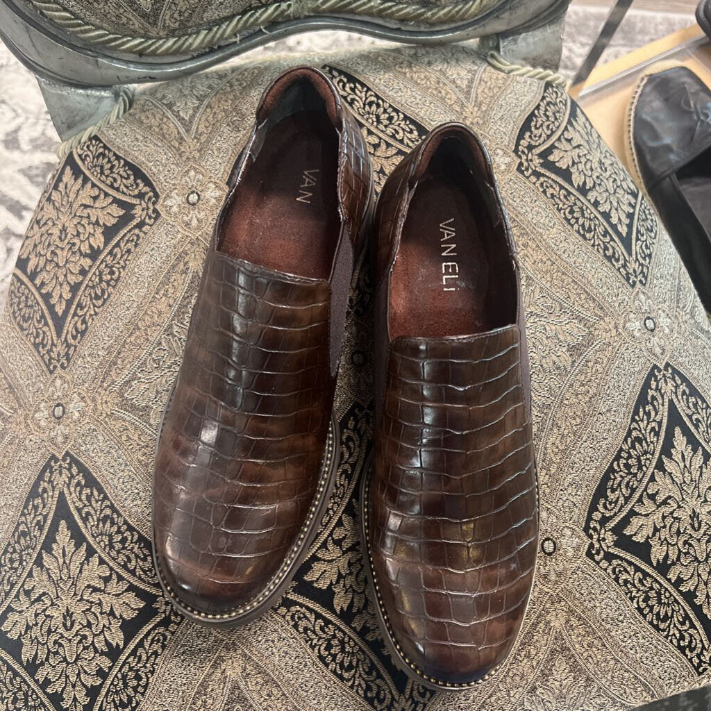 Vanelli Faux Croc Loafer SHOES 8.5