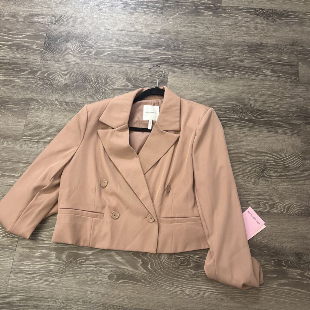 Avec Les Filles NWT Cropped Blazer JACKETS M
