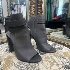 Vince Zip Velcro Open Toe SHOES 8