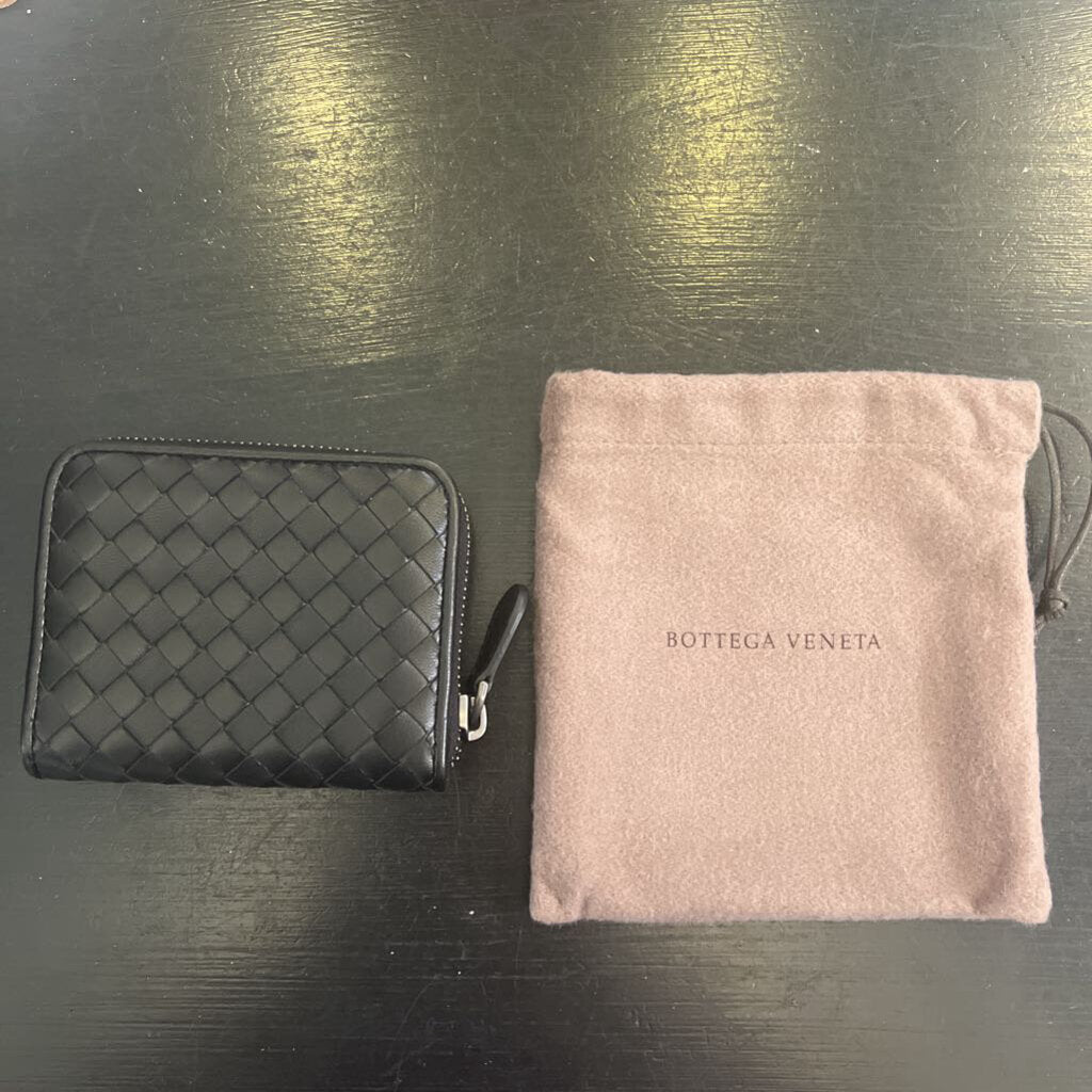 Bottega Veneta Zip Around Woven WALLETS S