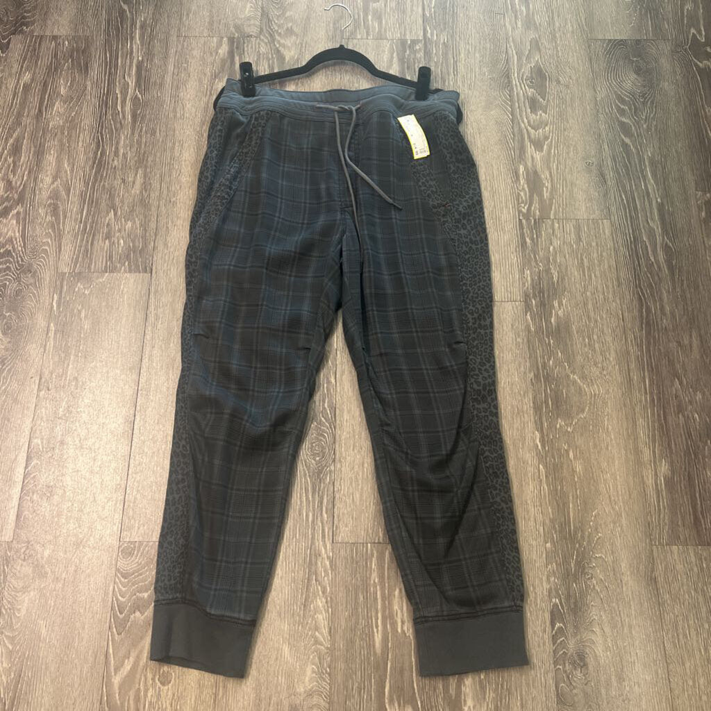 Anthropologie Plaid Safari PANTS M