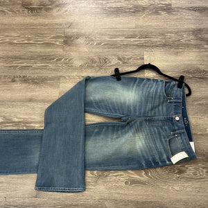 WHBM NWT Boot JEANS 8