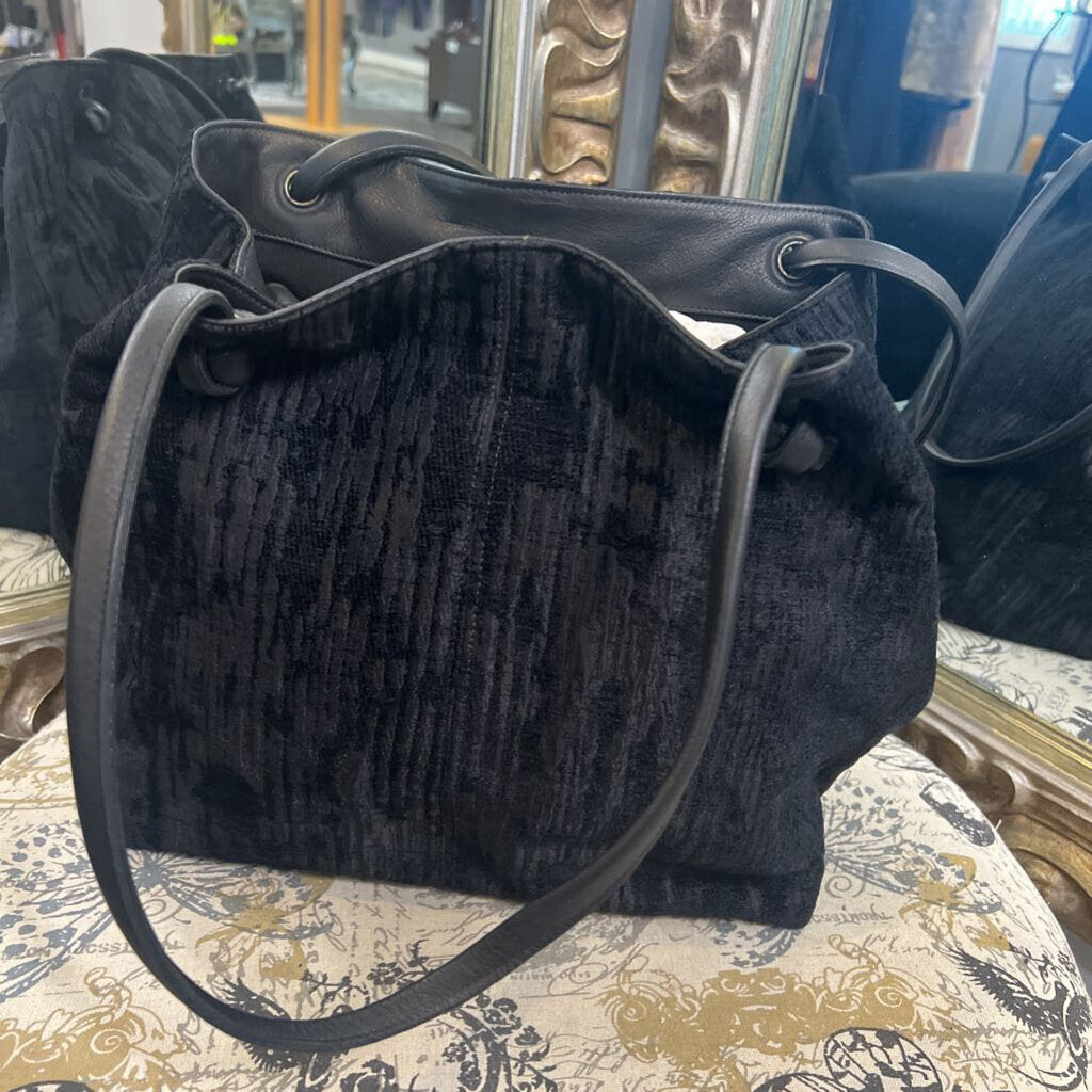 Eileen Fisher Textured Bucket Bag HANDBAGS M
