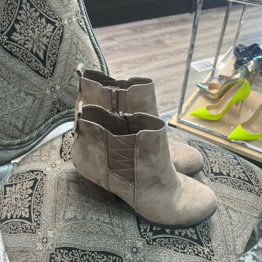 mix no 6 Suede Heeled Booties BOOTIES 8
