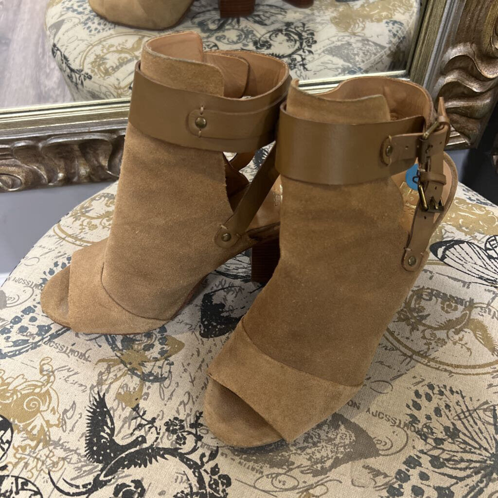 Joes Suede Peep Toe Heels SHOES 8