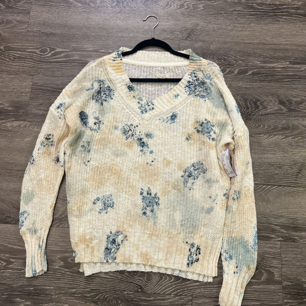 Pilcro Lg Format Print Vneck SWEATERS XS