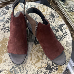 Naot Suede Colorblock Heels SHOES 40