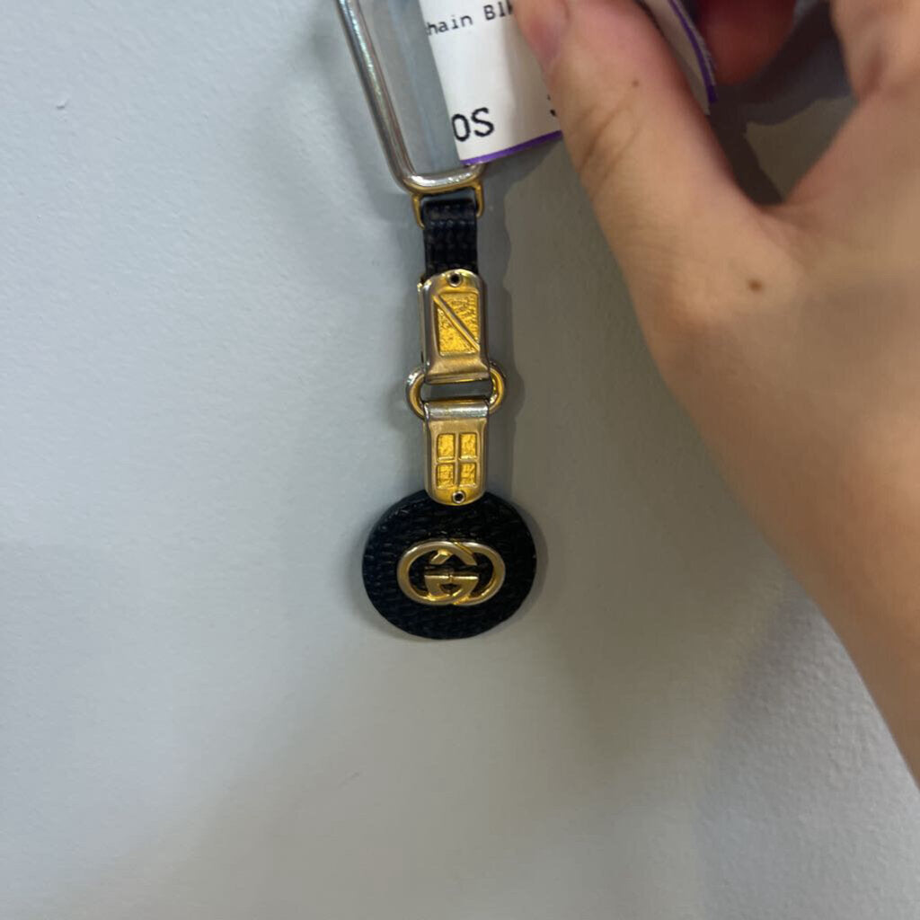 Gucci GG Logo Keychain ACCESSORIES OS
