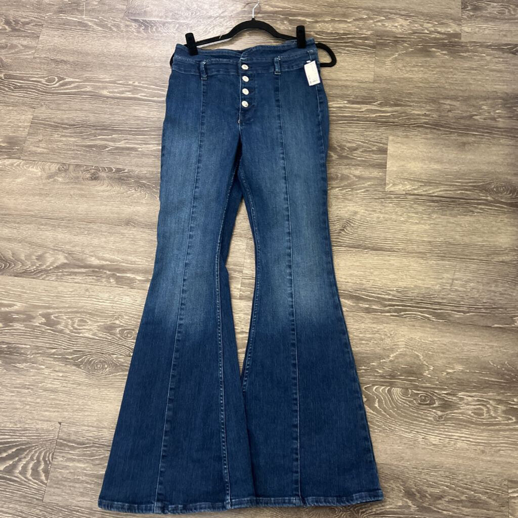 We the Free Front Button/Flare JEANS
