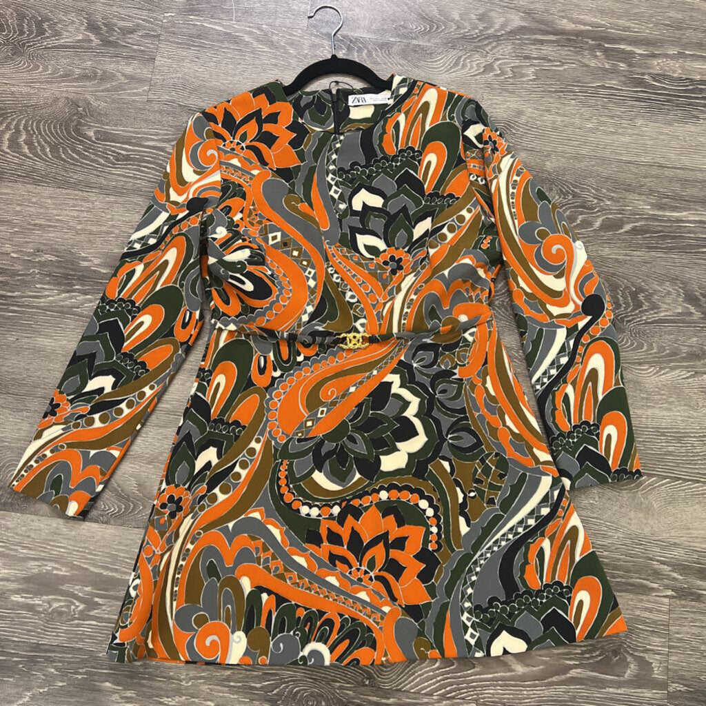 Zara NWT Retro Print DRESSES L