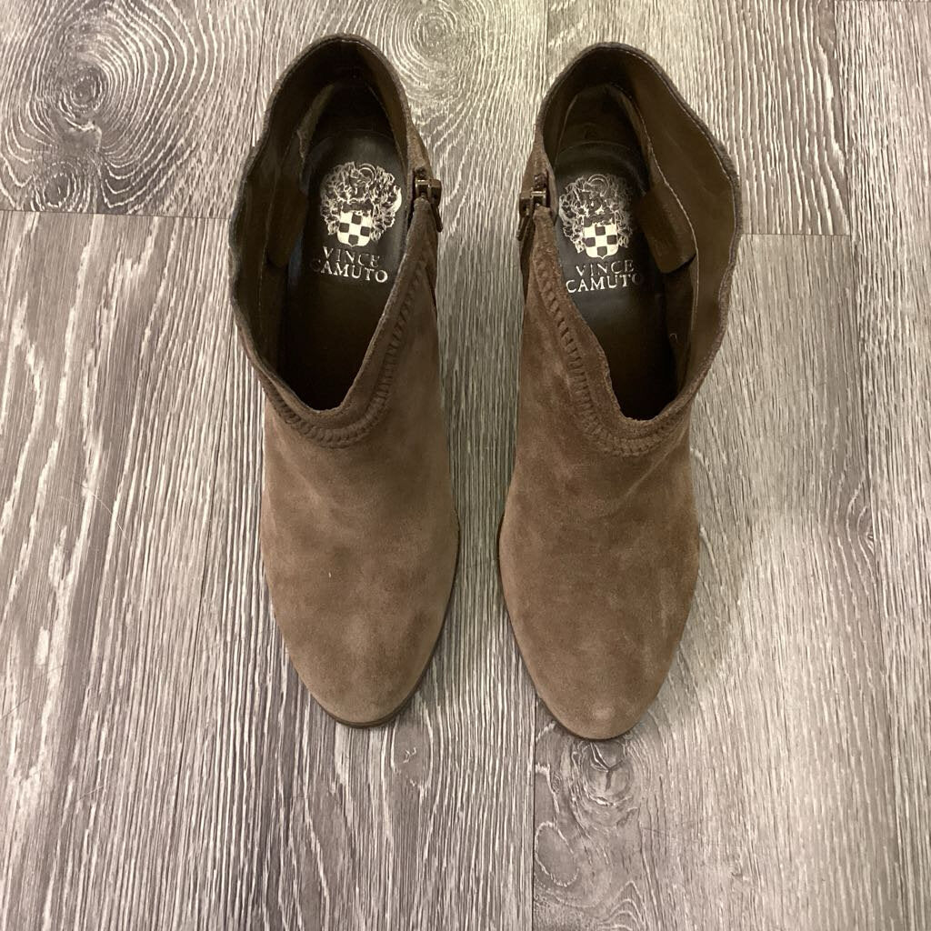 Vince Camuto Ankle Slit Suede BOOTIES 8.5