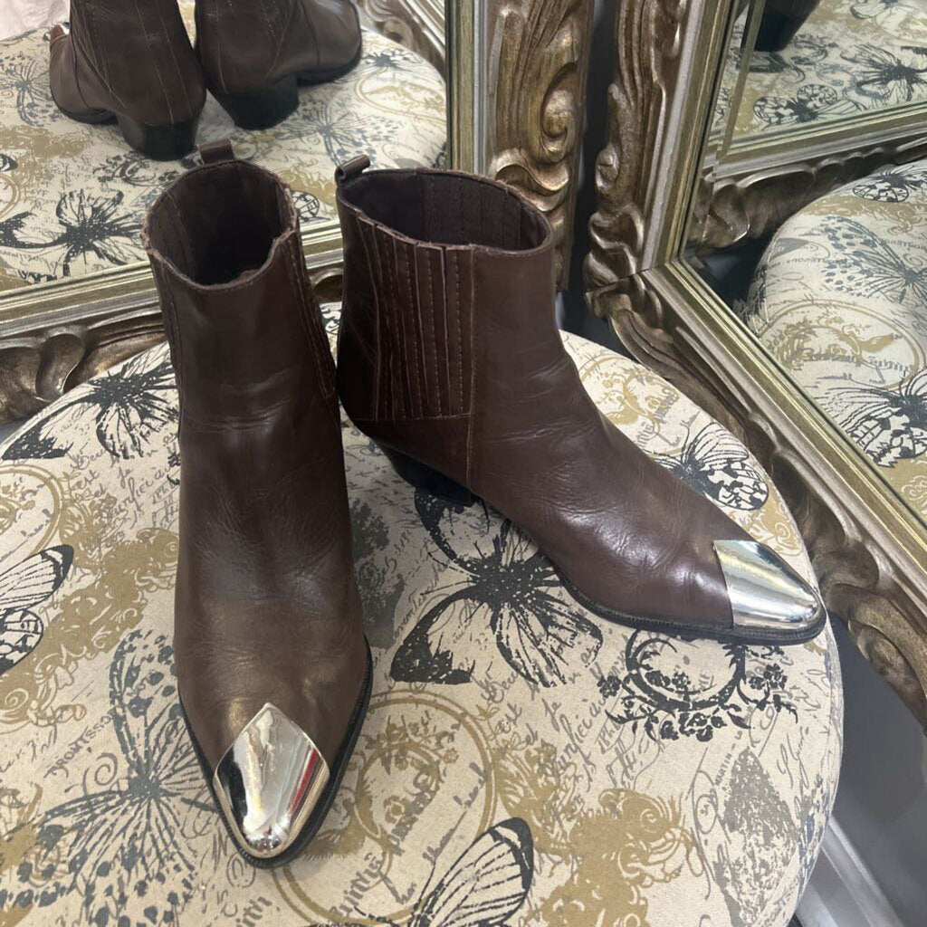 Schutz Leather Ankle BOOTIES 9.5