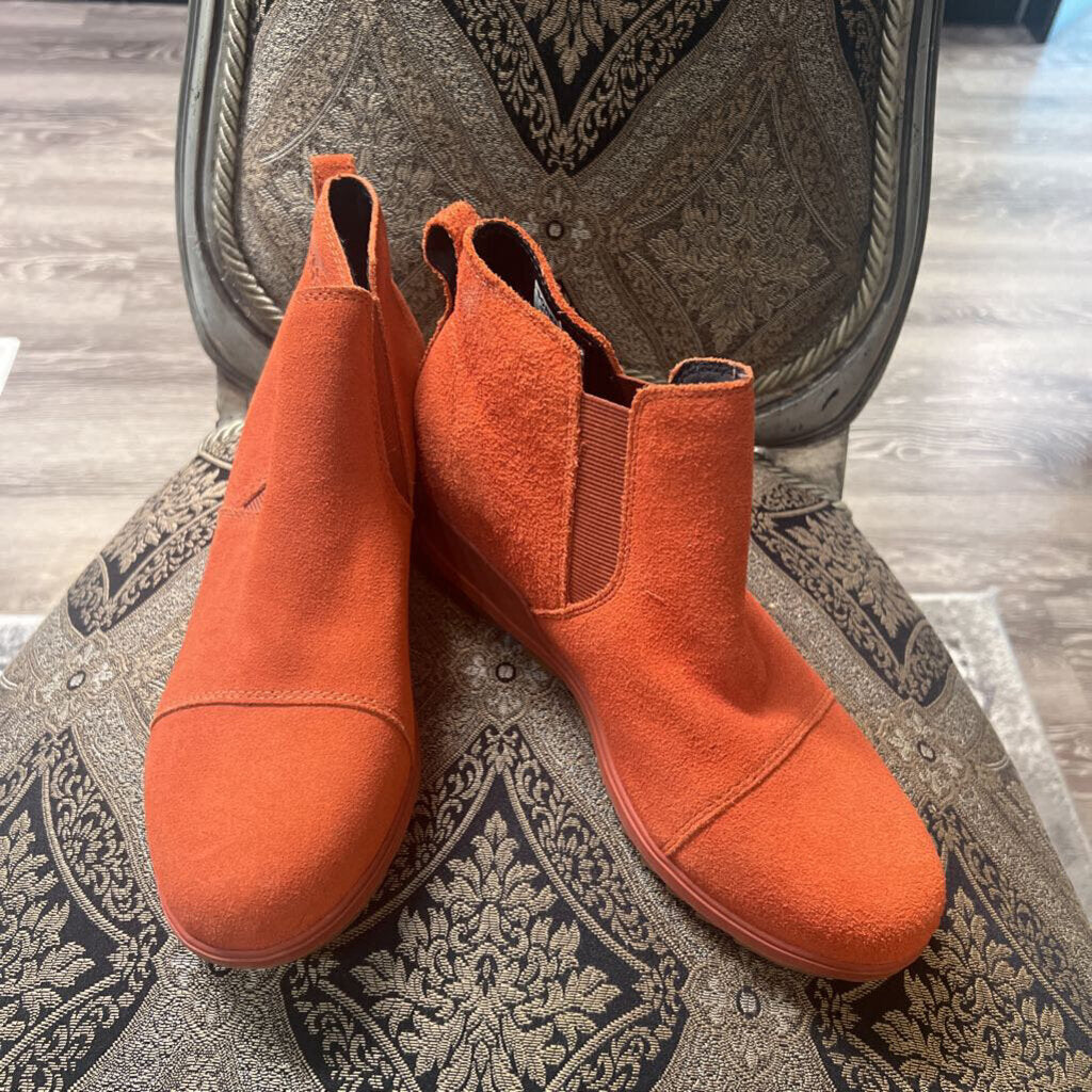 Sorel Suede Chunky Flat BOOTIES 9