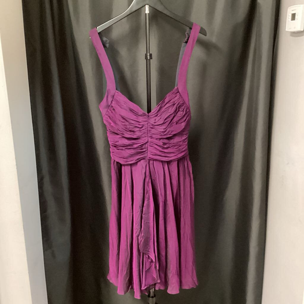 Vera Wang - Lavender Spaghetti Strap Crinkle DRESSES 12