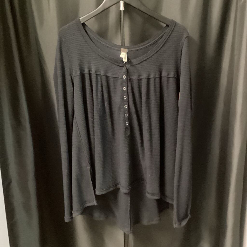 Free People LS Scoop Neck Button Front TOPS PS