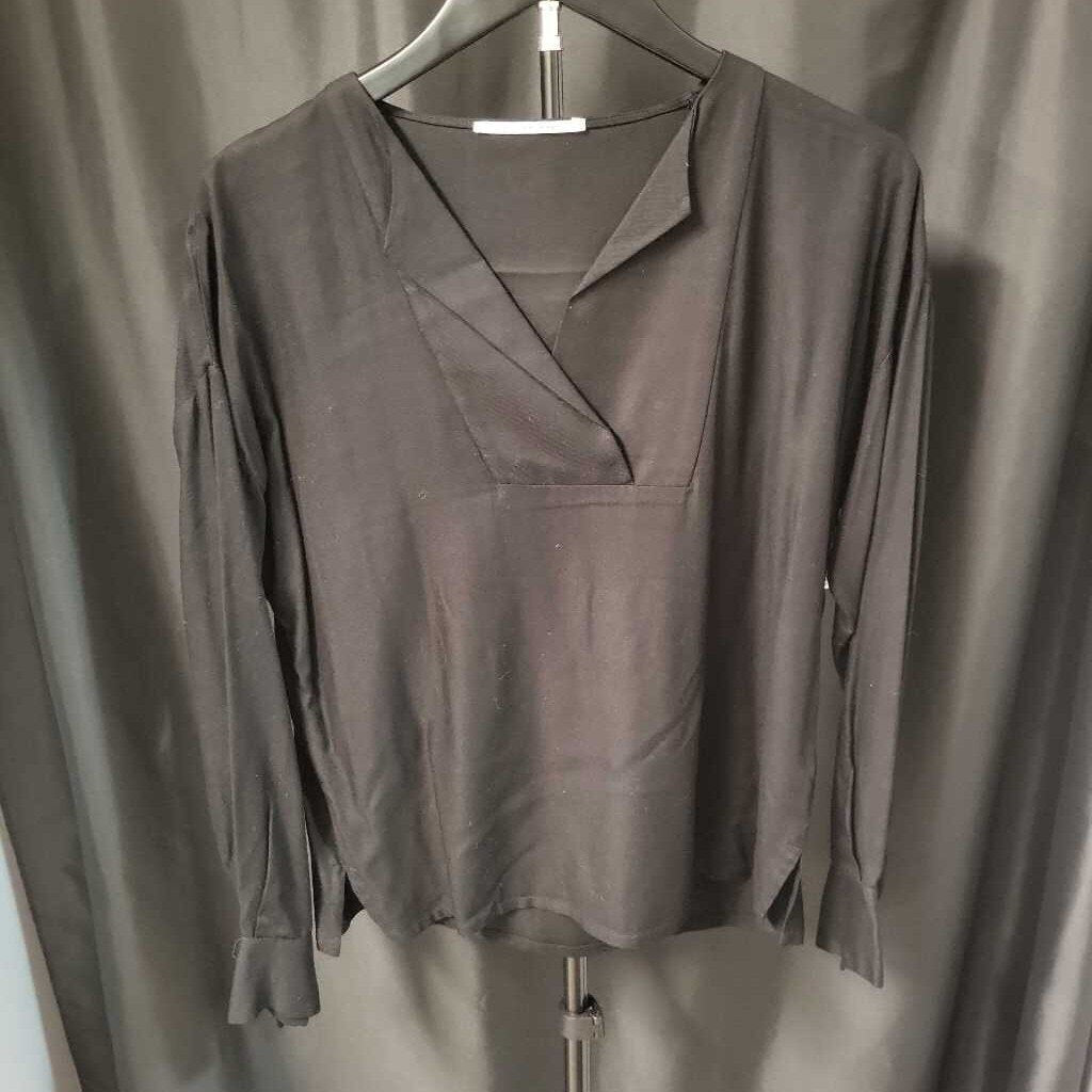 Pomandere Vneck LS TOPS S