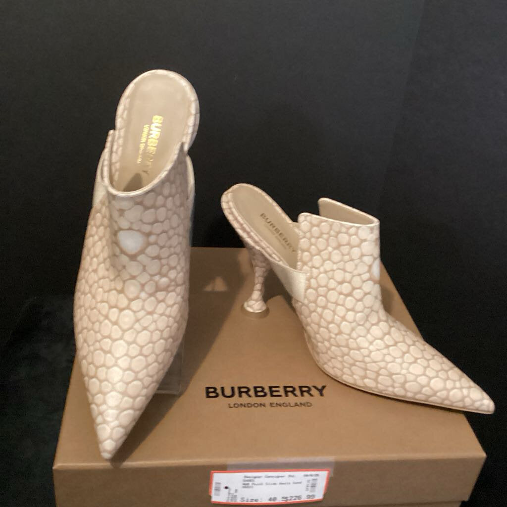 NWB Point Slide Heels SHOES 40.5