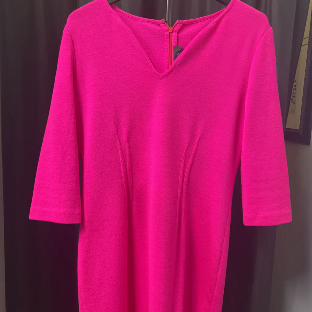 St John Vneck 3/4 Sleeve Knit DRESSES 6