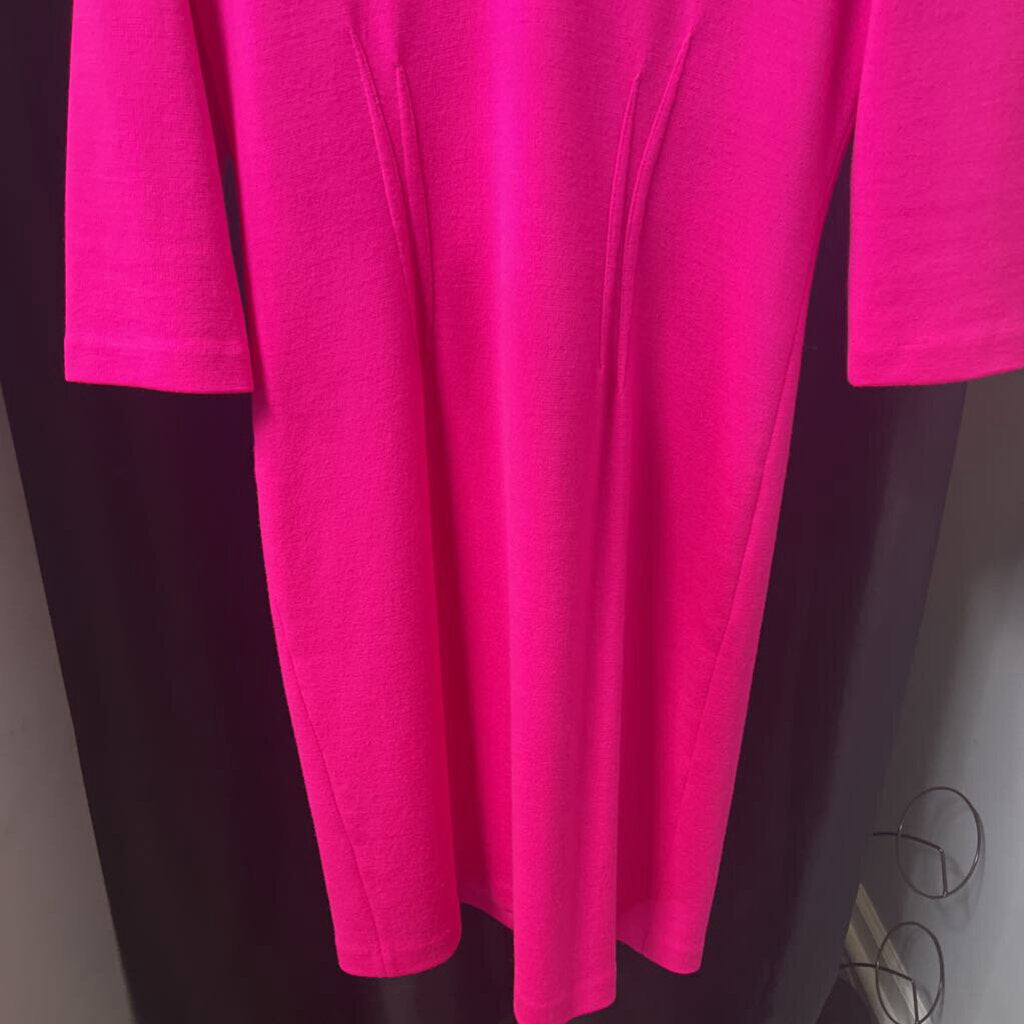 St John Vneck 3/4 Sleeve Knit DRESSES 6