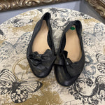 Load image into Gallery viewer, Mercanti Fiorintini Leather Bow Ballet Flats SHOES 8.5
