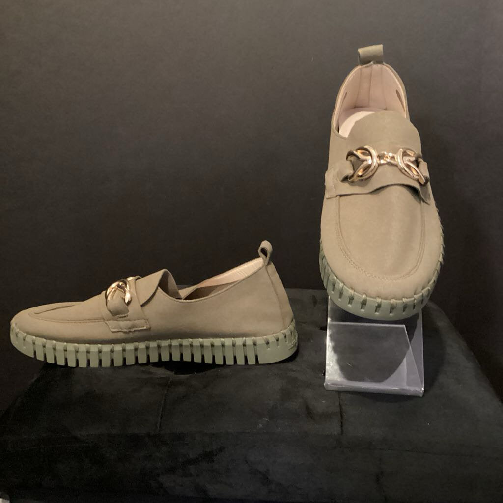 Isle Jacobsen Suede Loafers SHOES 38