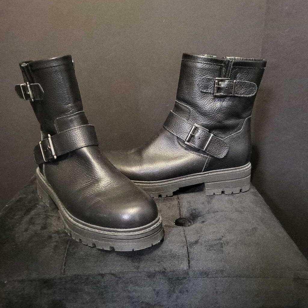 Avelinni Leather Ankle Flat Midi BOOTS 37