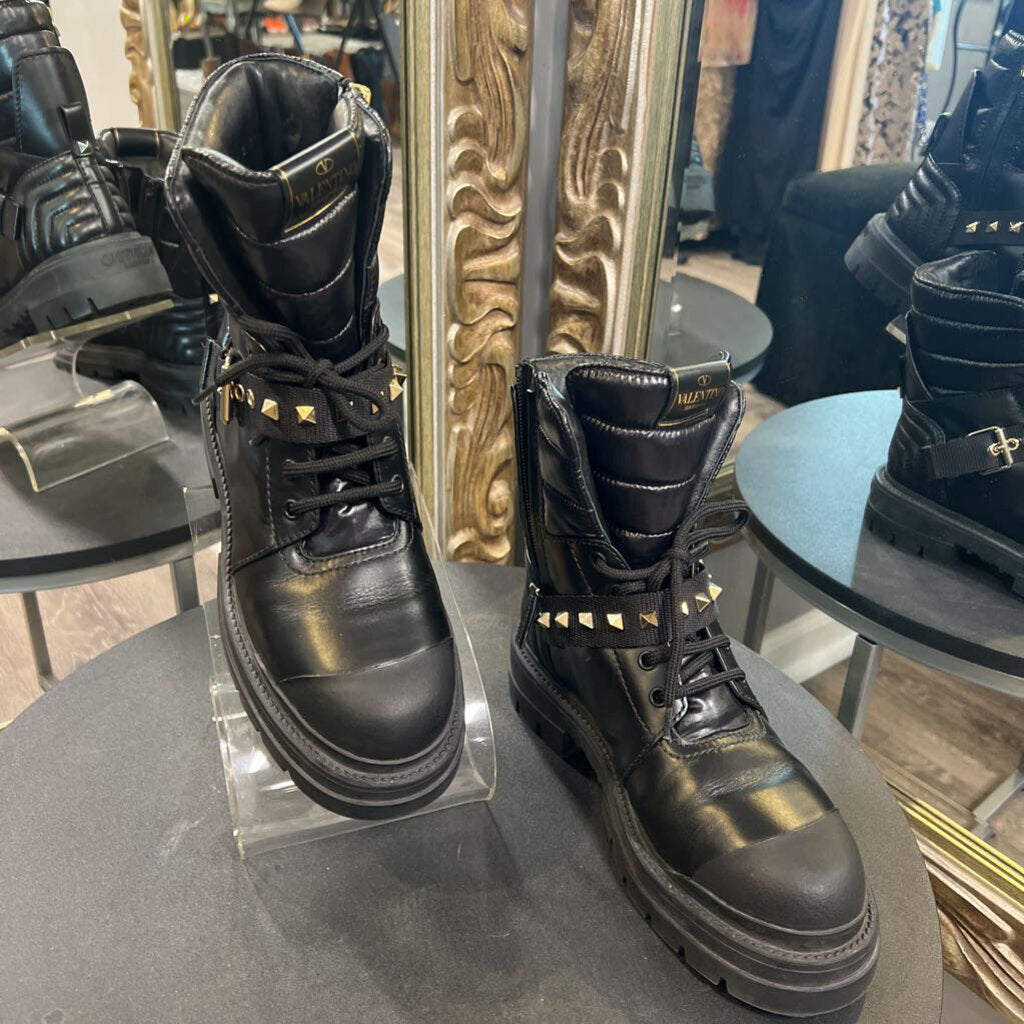 Valentino Quilted Lace Up Studded Strap BOOTS 8