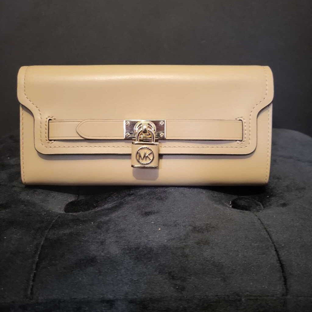 Michael Kors Leather Lock Detail Snap WALLETS S