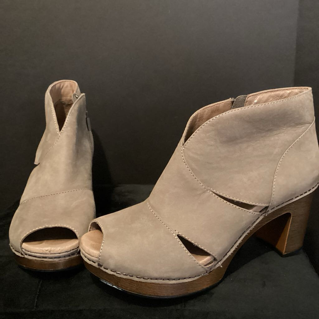 Dansko Chunky Peep Toe Heels SHOES 39