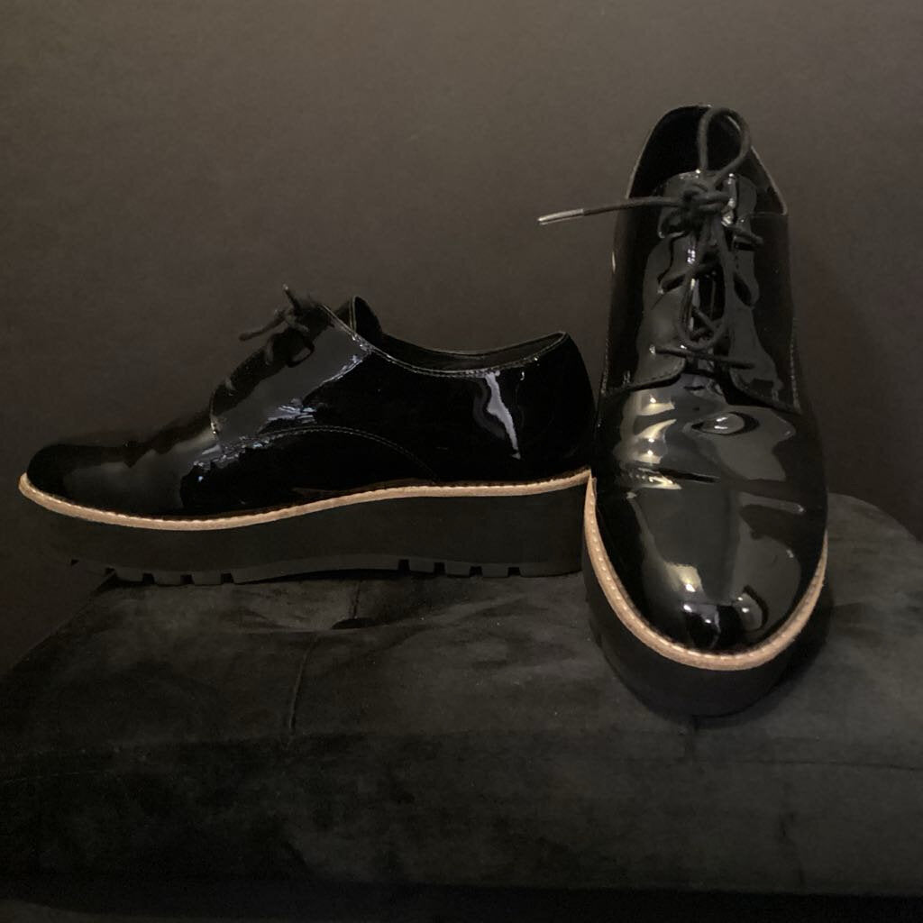 Eileen Fisher Patent Oxford SHOES 8