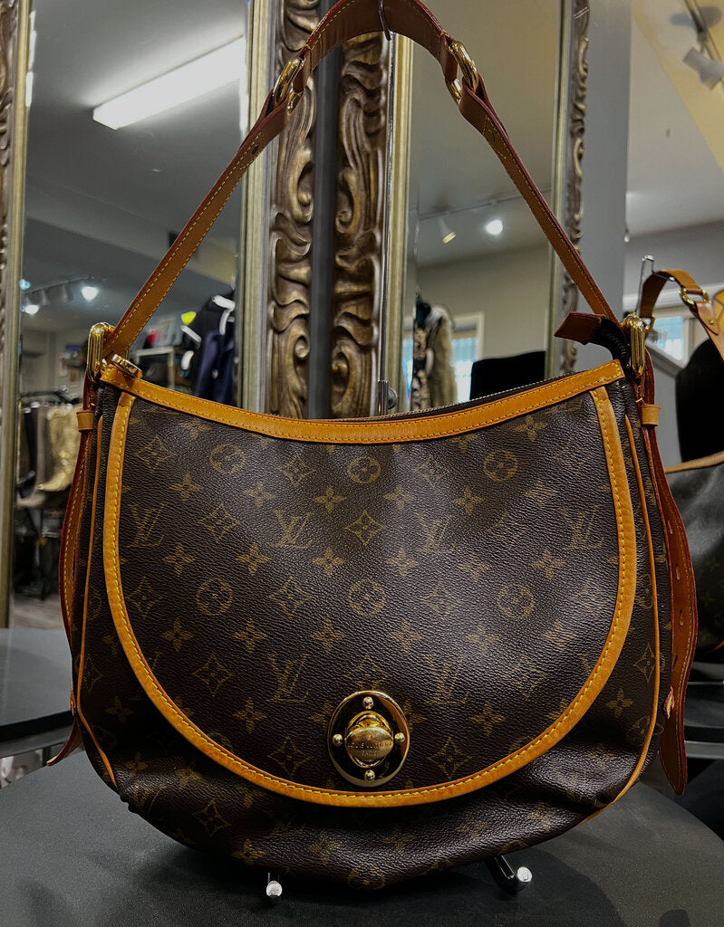 Louis Vuitton Tulum GM Shoulder Bag HANDBAGS L