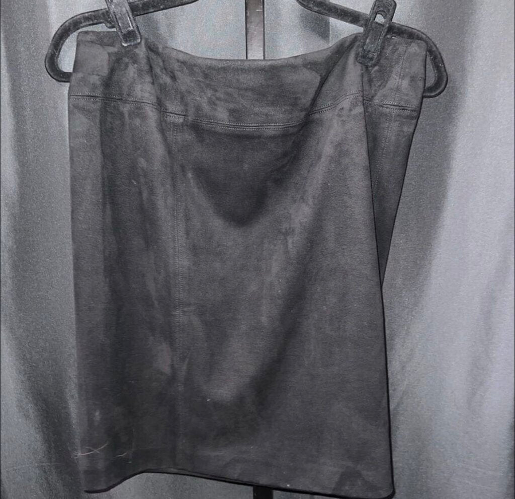 J Mclaughin Faux Suede SKIRTS 8