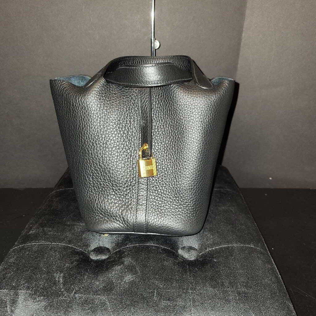 Hermes Pebble Leather Piticon HANDBAGS S