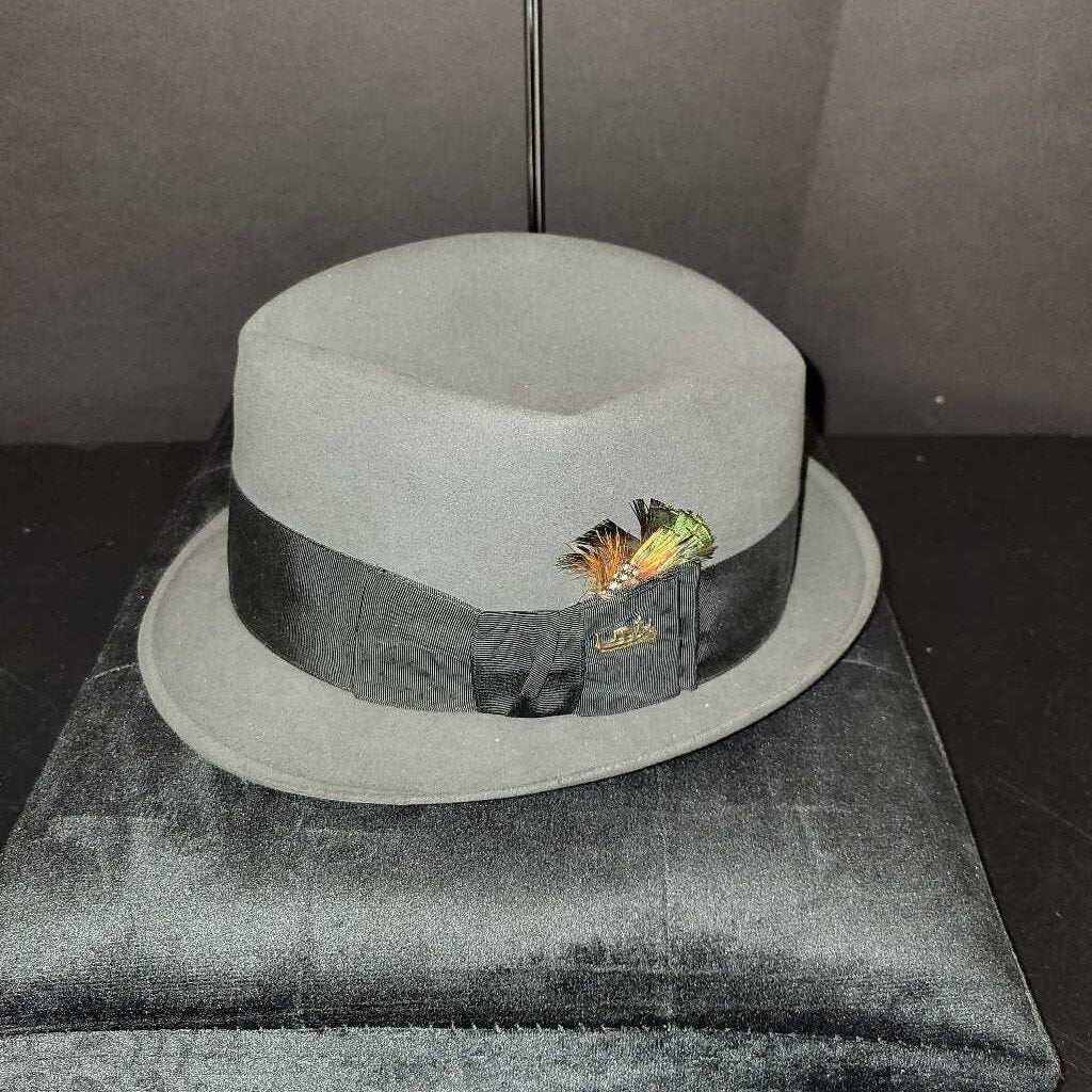 Bianchi Continental Style MENS HATS 17 1/4