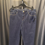 Load image into Gallery viewer, Chicos NWT Stretch Denim JEANS 1.5
