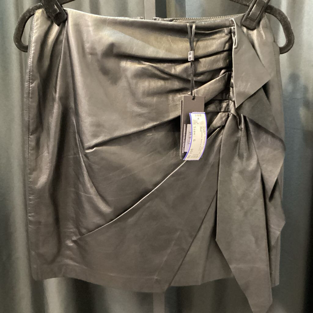 Lamarque NWT Leather Ruffle SKIRTS 6