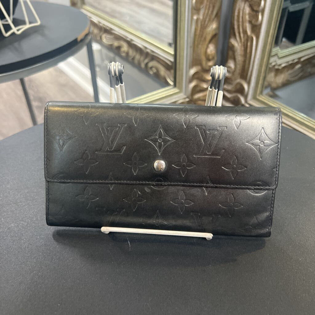 Louis Vuitton Embossed Leather Snap Tri Fold Monogram WALLETS M