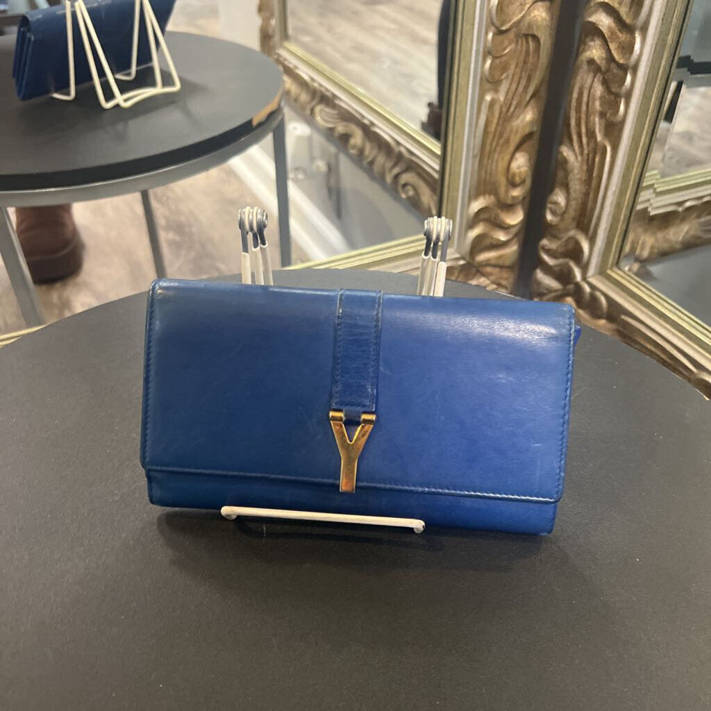 YSL Leather Y Snap Trifold WALLETS M
