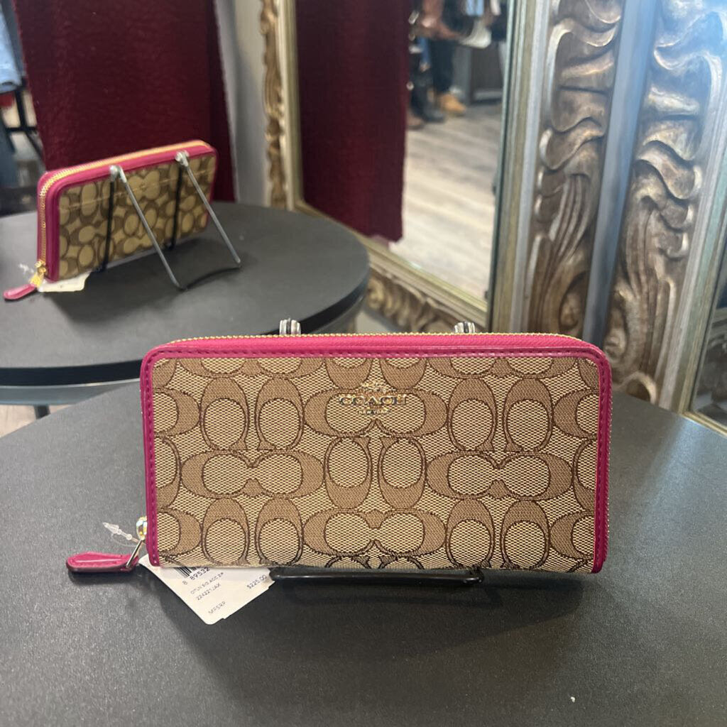 Coach NWT Monogram Zip Around WALLETS OS