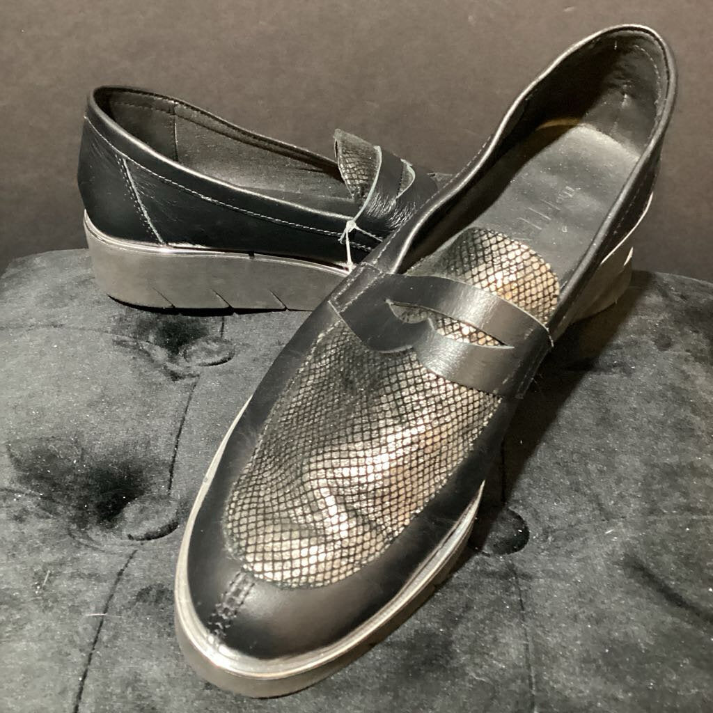 Flex Loafers SHOES 8