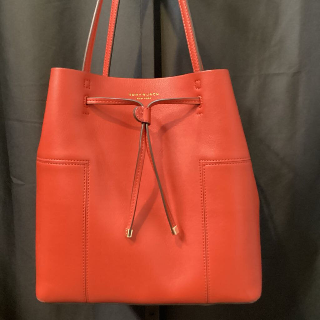 Tory Burch Leather Bucket HANDBAGS M/L