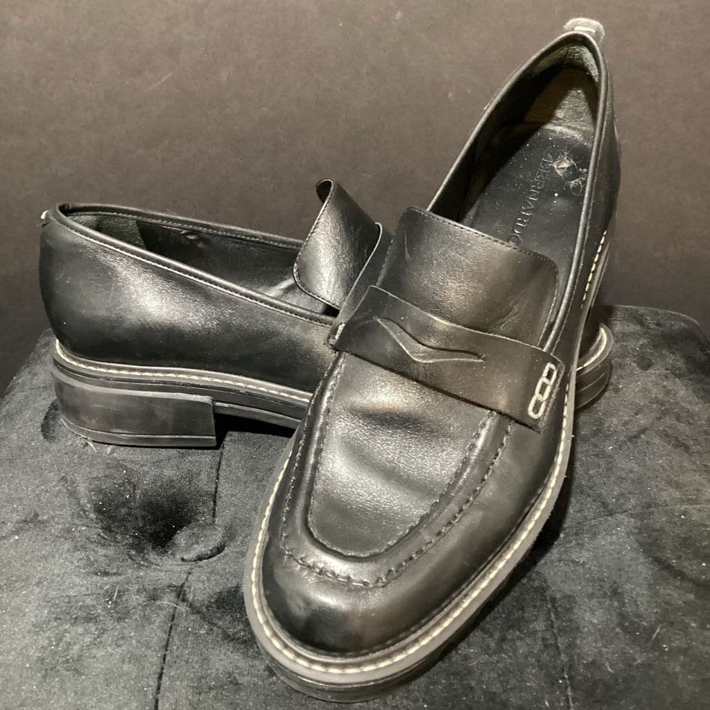 Bernardo Loafers SHOES 9