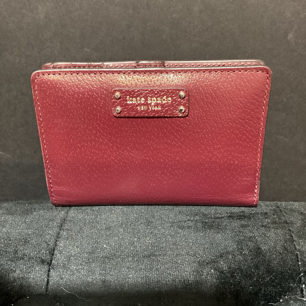 Kate Spade Pebble Leather Snap Closure WALLETS S