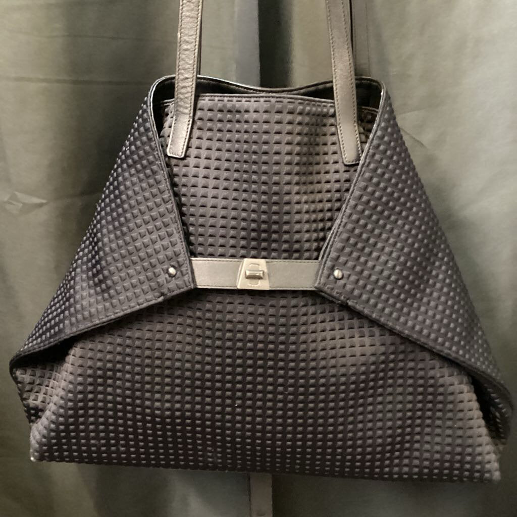 AKRIS Textured Buckle Clasp Tote HANDBAGS L