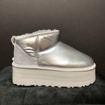 Load image into Gallery viewer, Ugg Metallic Platform Short BOOTS 5
