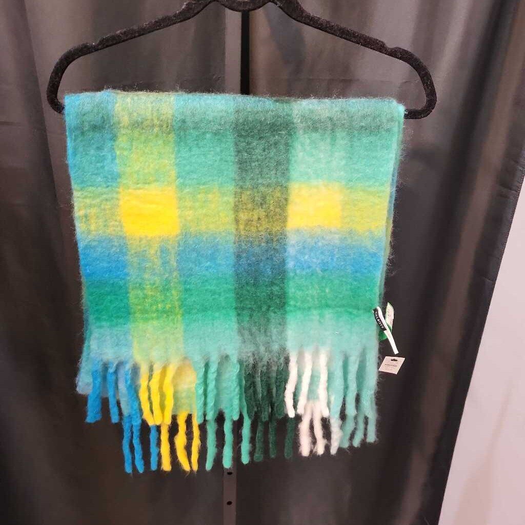 Talbots NWT Oversized Plaid w Fringe SCARVES OS