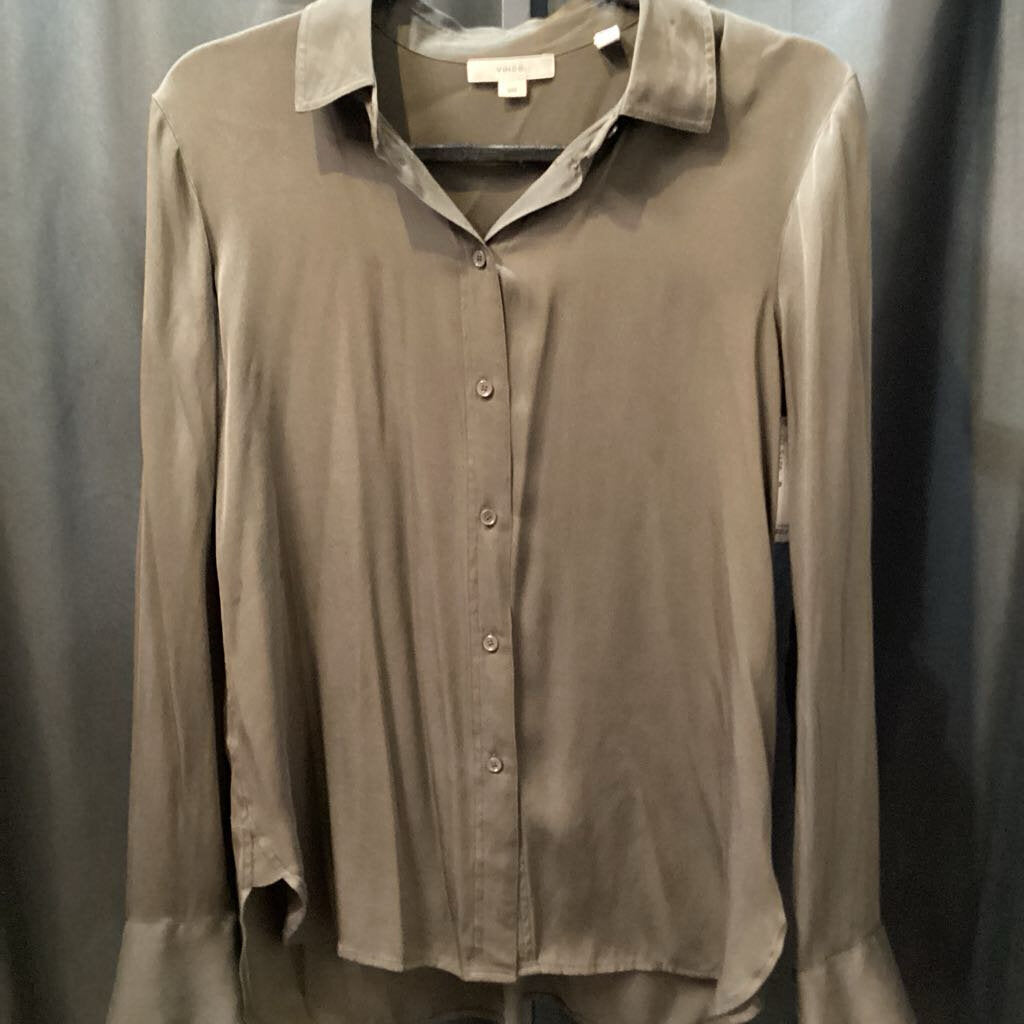 Vince Silk Button Up TOPS M