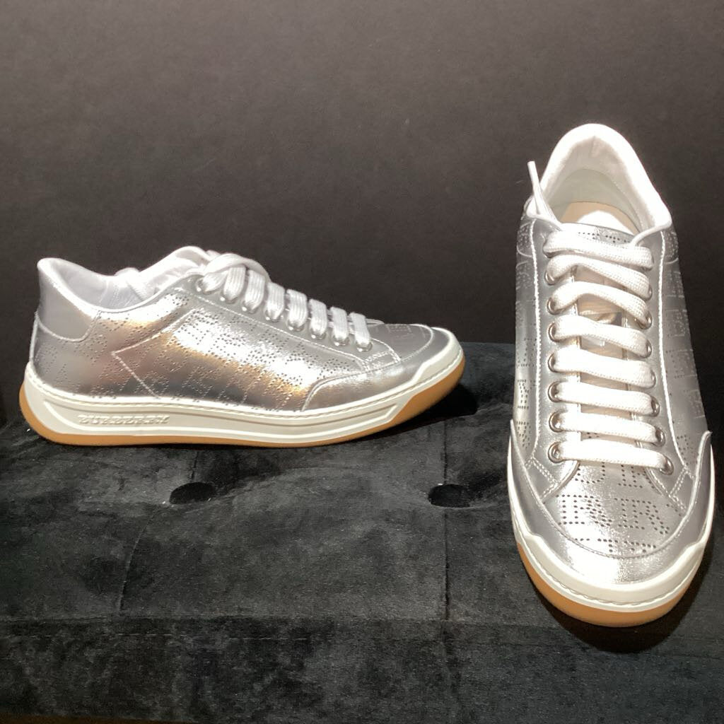 Burberry NWB Metalic Lace Up Sneakers SHOES 35.5