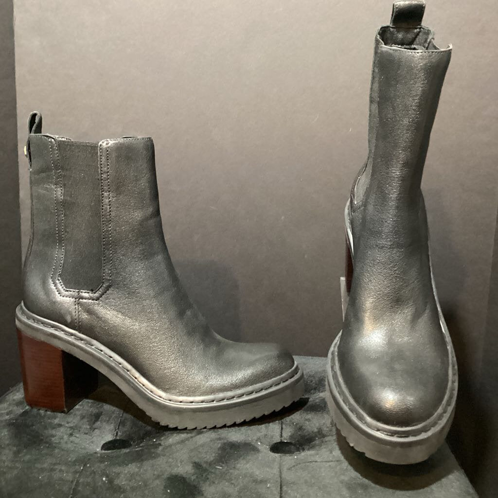 Louise et Cie Brown Heeled BOOTIES 7