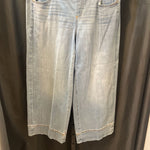 Load image into Gallery viewer, Chicos Wide Leg JEANS 14
